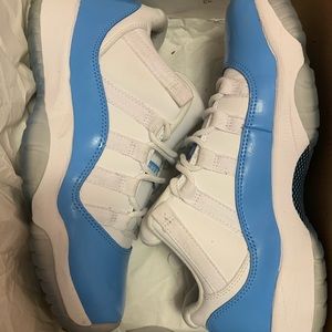 JORDAN RETRO 11 LOW UNC FOR SALEE!!!